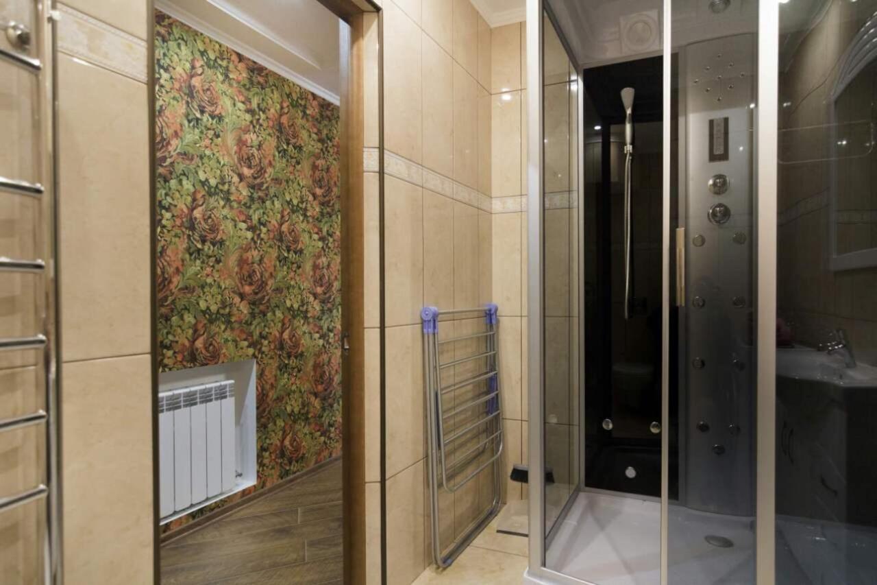 Apartment In Deribasovskay Street 20 Odesa Exterior foto